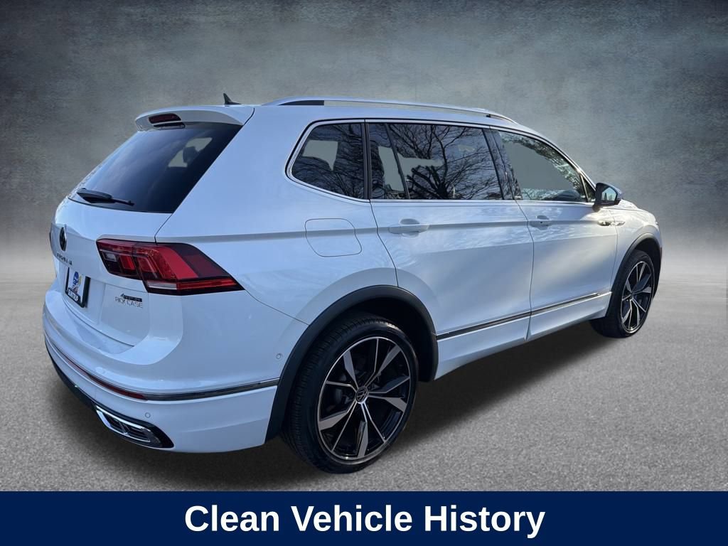 Used 2023 Volkswagen Tiguan SEL R-Line image 5
