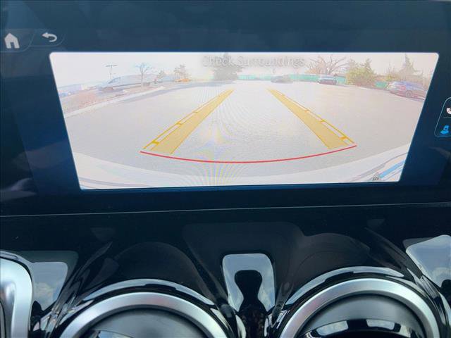 Used 2025 Mercedes-Benz GLB 250 4MATIC image 14