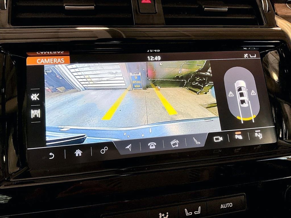 Used 2020 Land Rover Discovery HSE AWD/4WD image 20