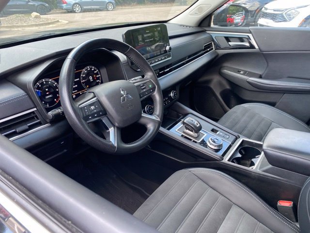 Used 2024 Mitsubishi Outlander SE FWD image 7
