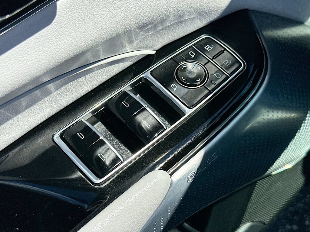 Certified 2023 Cadillac Lyriq 2WD image 17