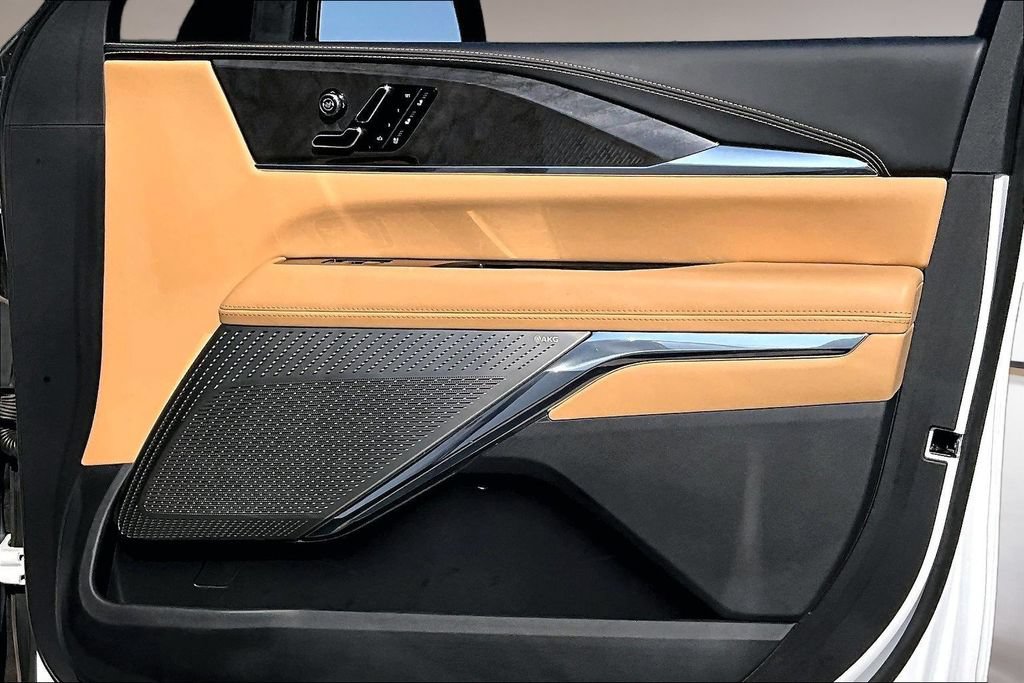 Used 2025 Cadillac Escalade IQ Sport 2 AWD/4WD image 18