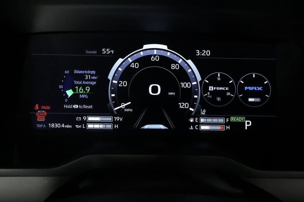 Used 2025 Toyota Sequoia SR5 w/ SR5 Premium Package image 9