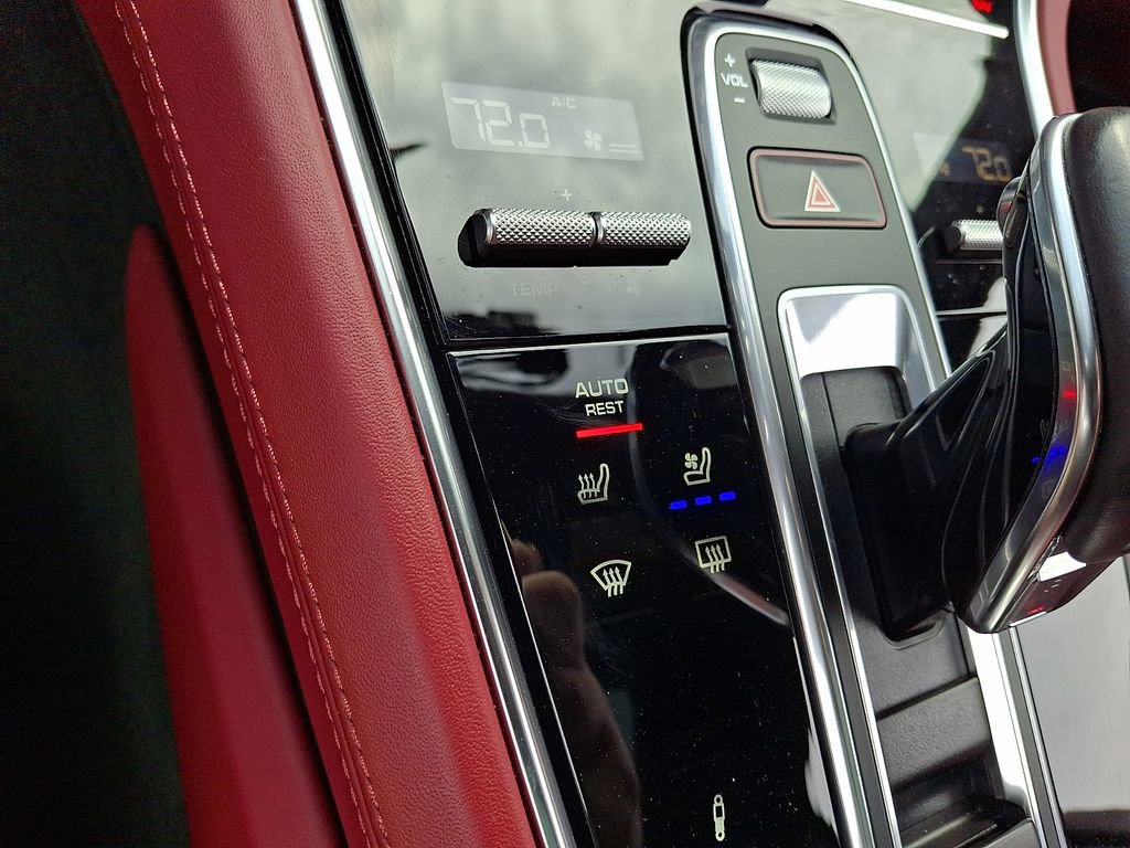 Used 2021 Porsche Panamera GTS image 16