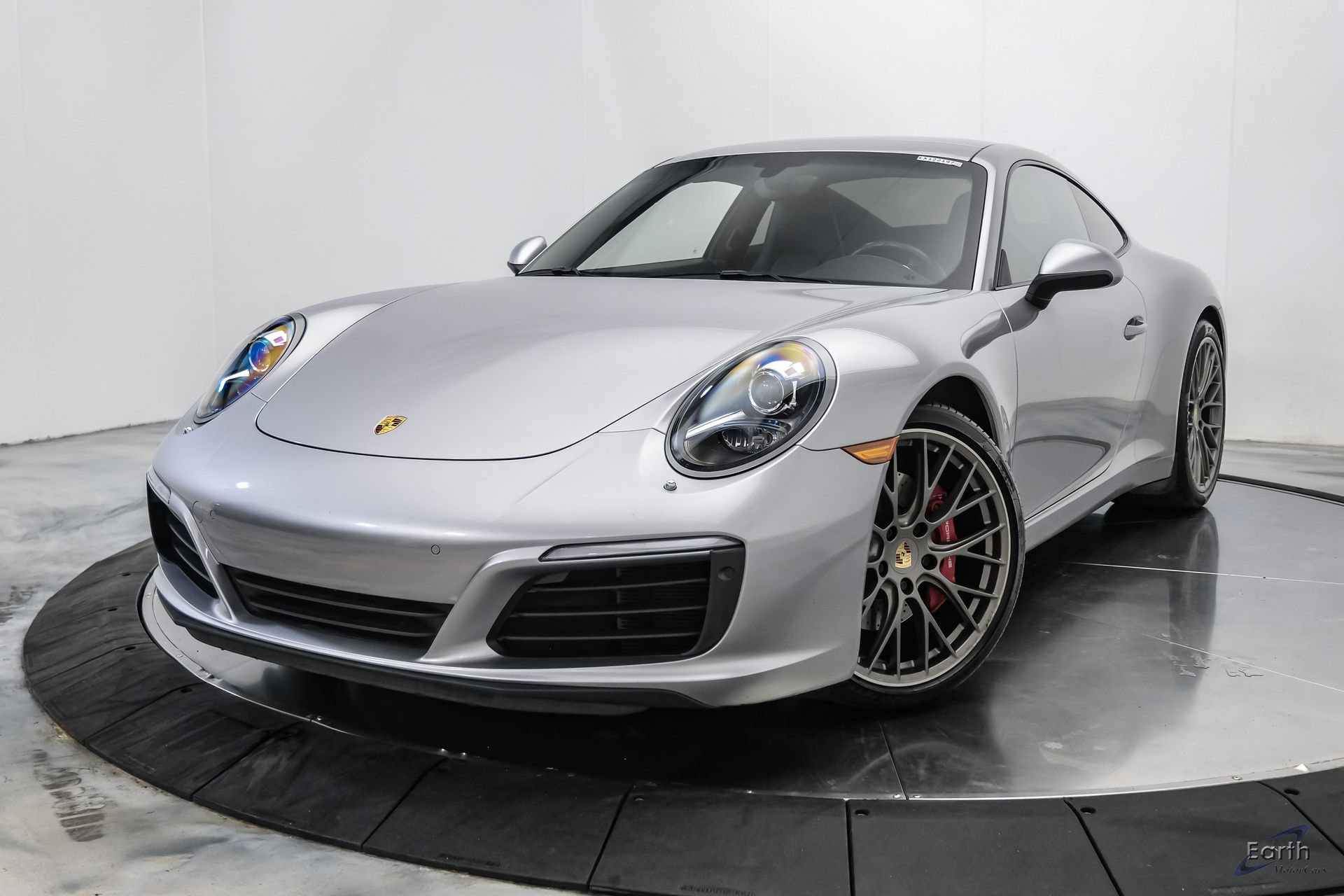 Used 2017 Porsche 911 Carrera S RWD image 4