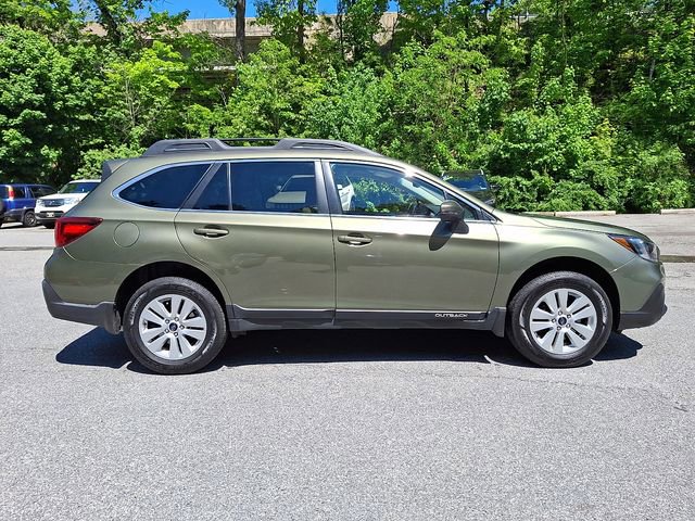Used 2019 Subaru Outback 2.5i Premium AWD/4WD image 9