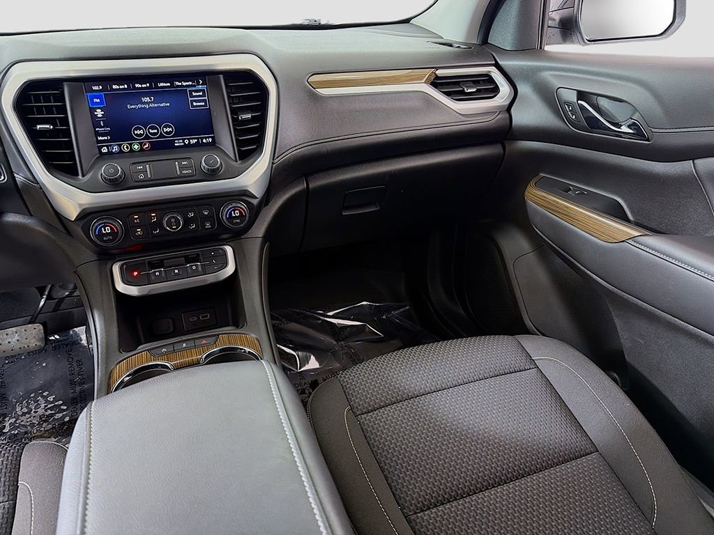 Used 2023 GMC Acadia SLE w/ Driver Convenience Package image 25
