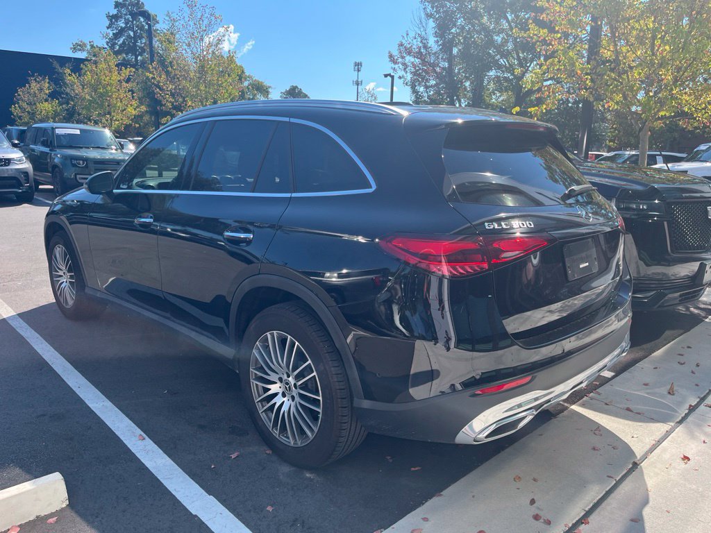Certified 2024 Mercedes-Benz GLC 300 4MATIC image 7