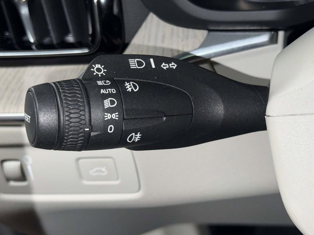 Used 2021 Volvo XC60 T6 Inscription AWD/4WD image 27