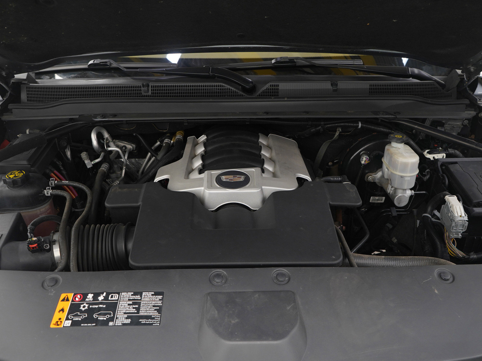 Used 2019 Cadillac Escalade Platinum image 34