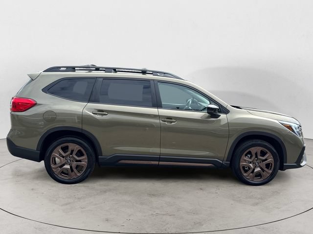 Certified 2025 Subaru Ascent Bronze Edition AWD/4WD image 4