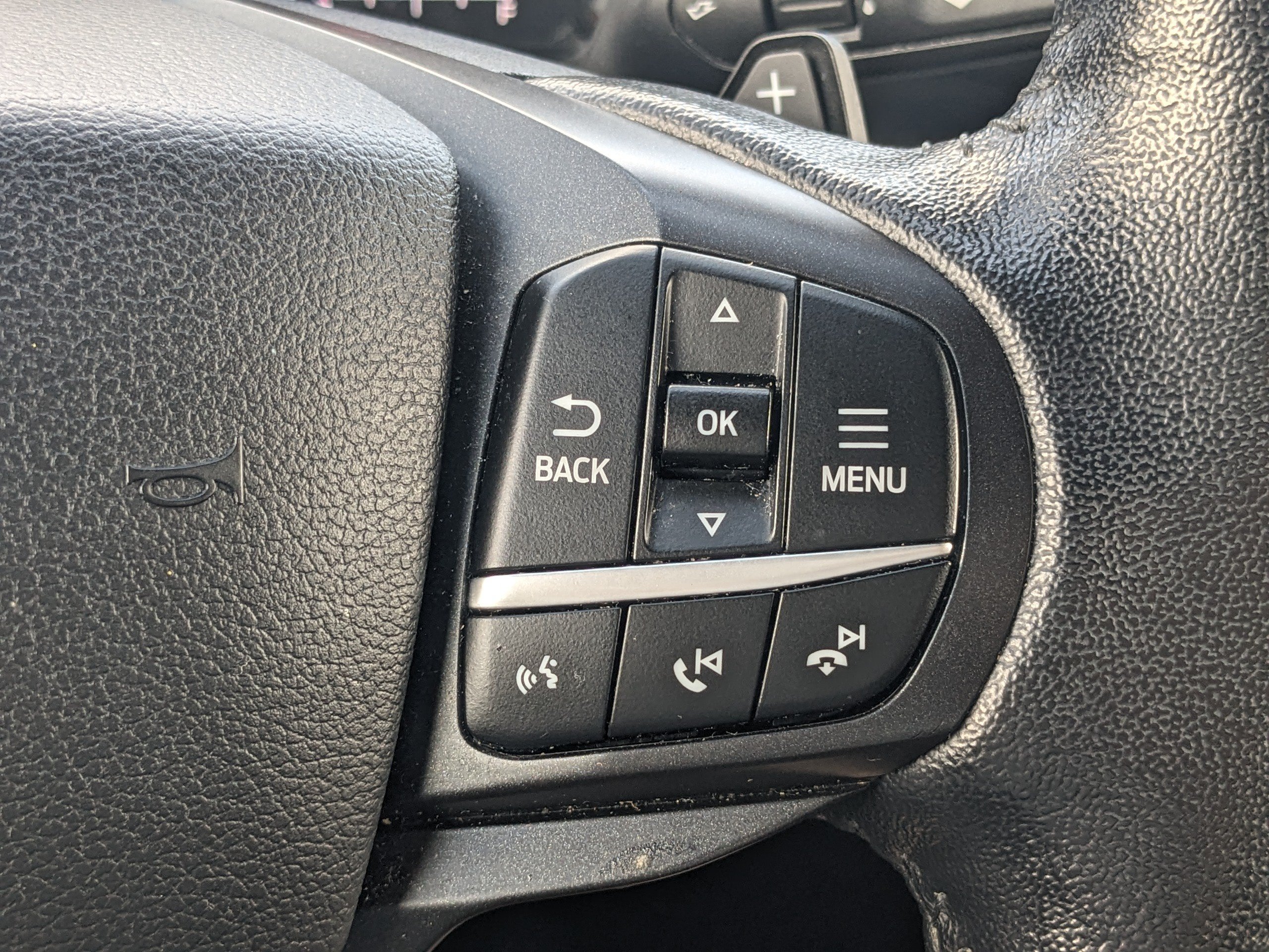 Used 2020 Ford Explorer XLT w/ Equipment Group 202A RWD image 20