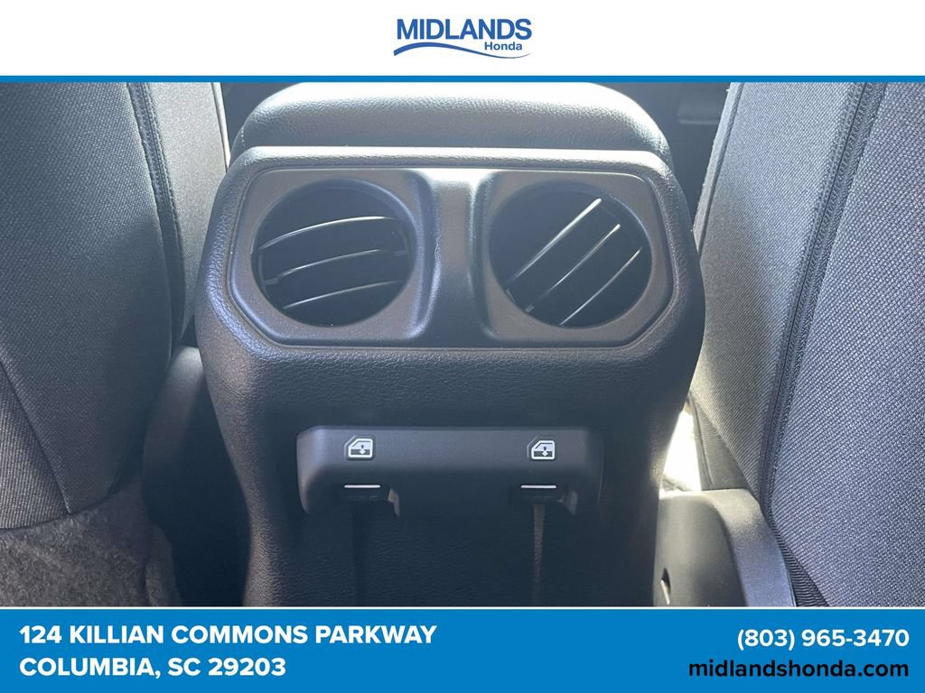 Used 2024 Jeep Wrangler Unlimited AWD/4WD image 11