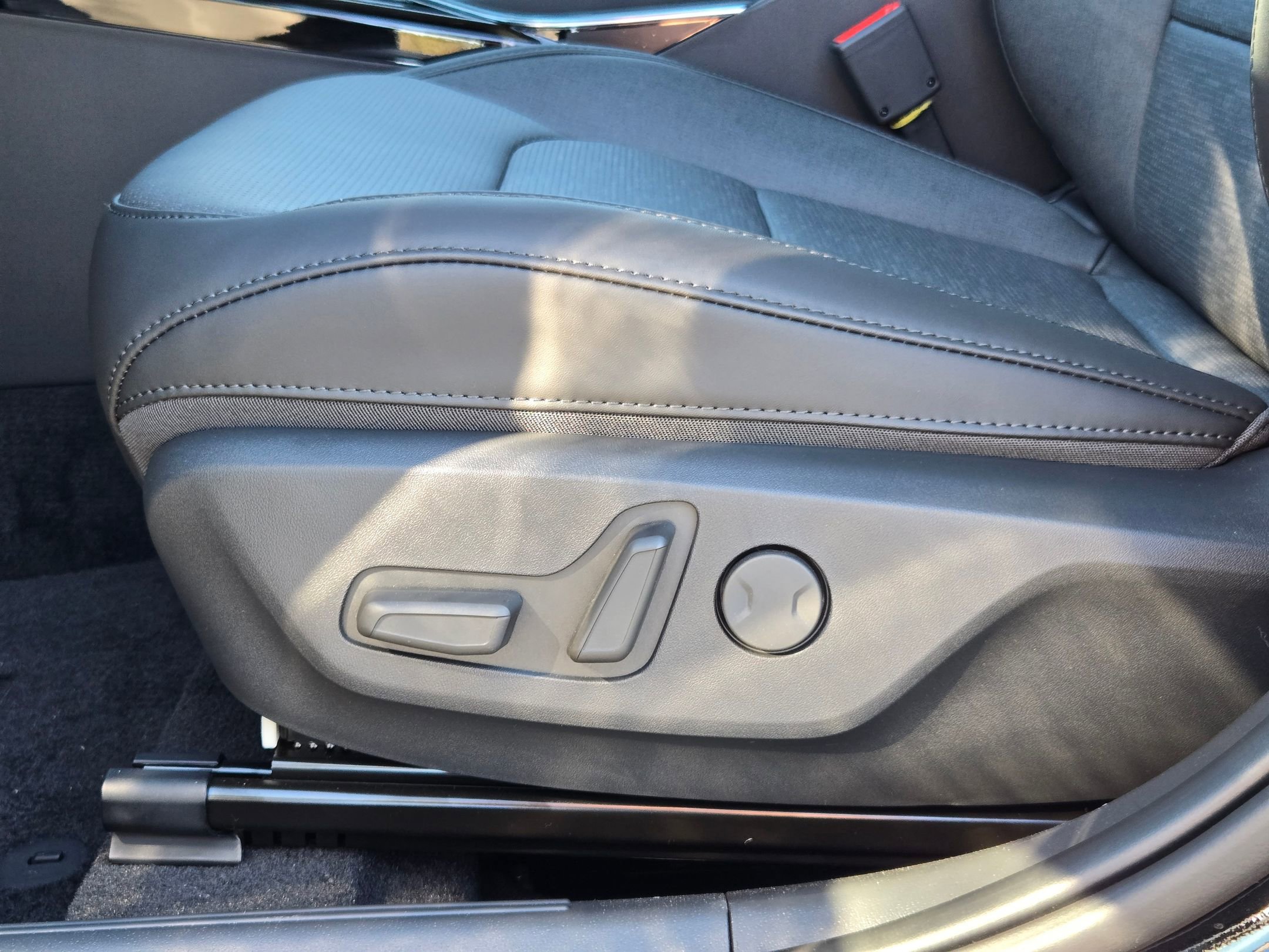 New 2026 Kia Niro SX Touring image 22