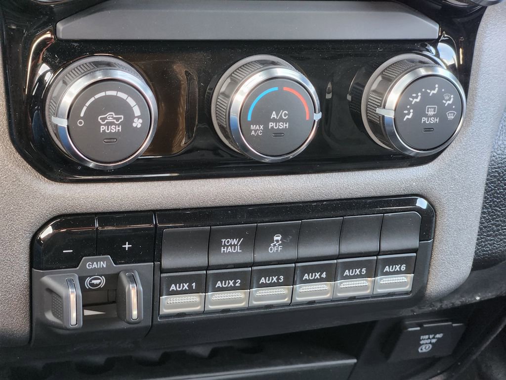 New 2026 RAM 2500 Tradesman w/ Chrome Appearance Group image 10