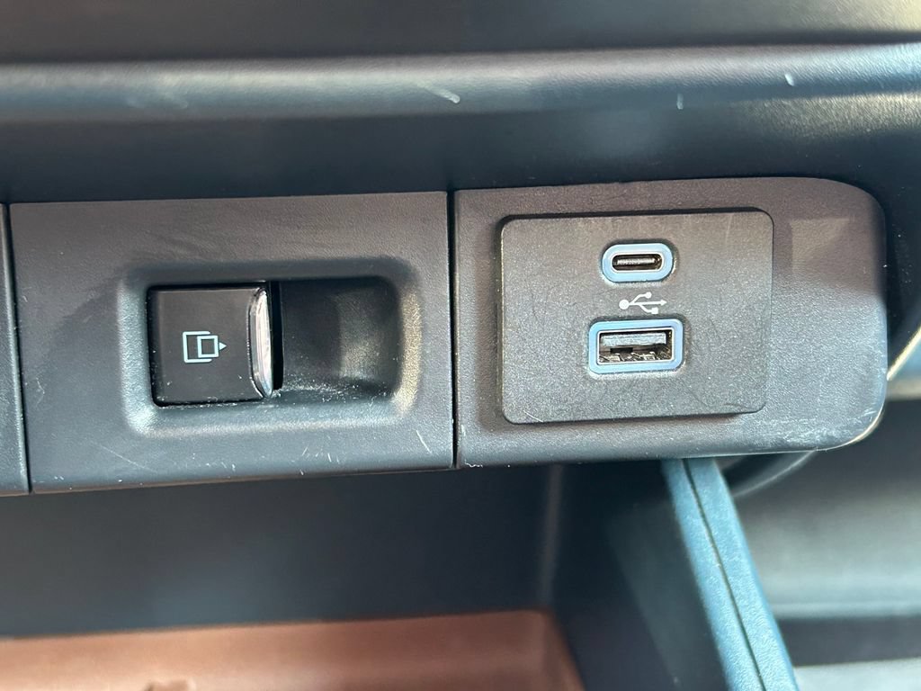 Used 2023 Ford Maverick Lariat w/ Lariat Luxury Package AWD/4WD image 28