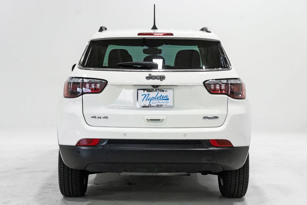 Used 2019 Jeep Compass Latitude w/ Popular Equipment Group AWD/4WD image 28