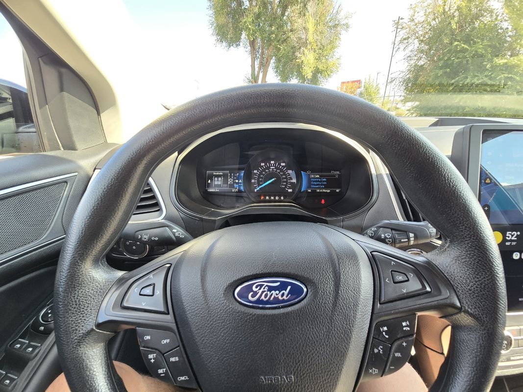 Used 2022 Ford Edge SE w/ Black Appearance Package image 19