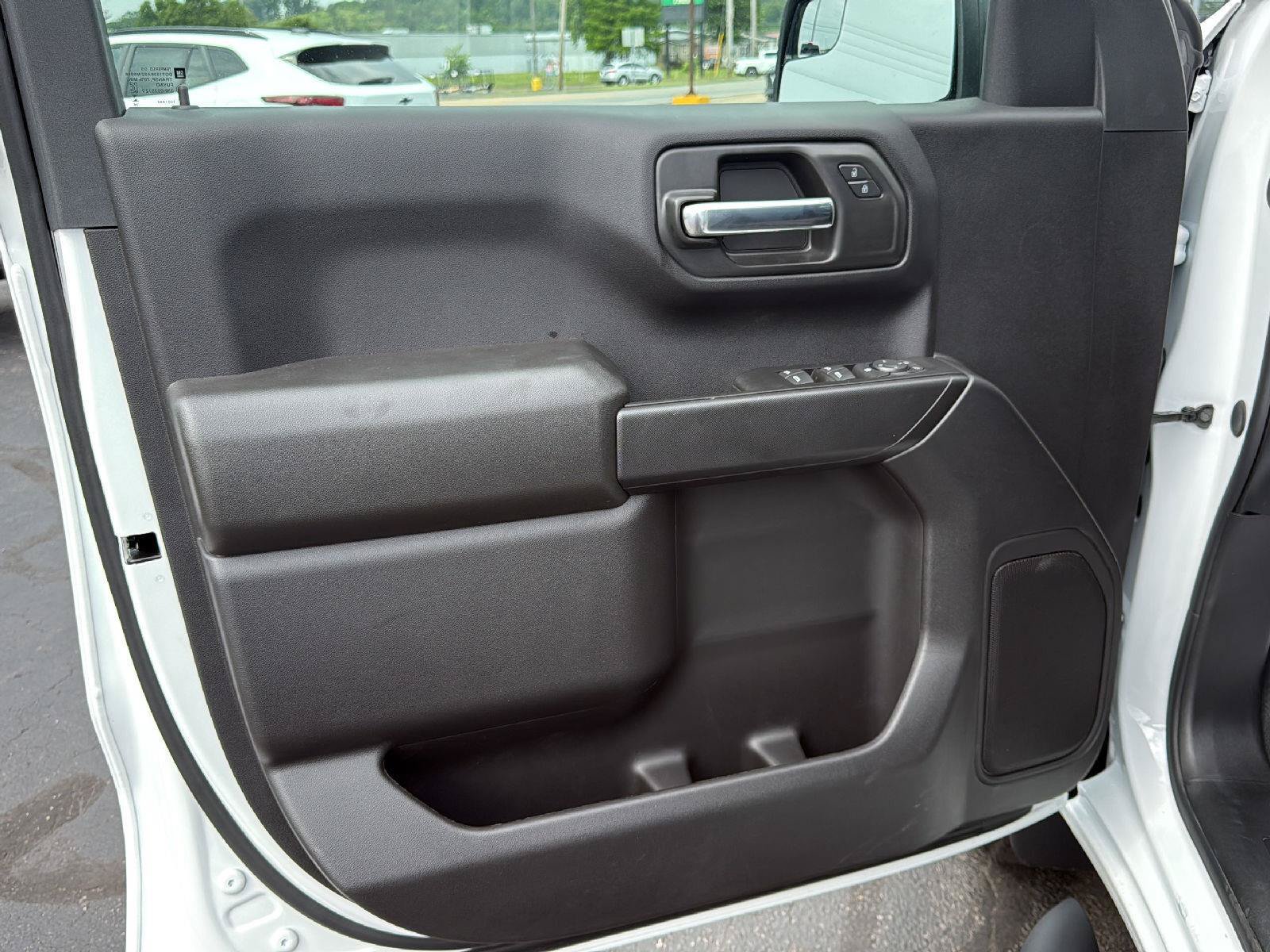 New 2026 Chevrolet Silverado 1500 Custom AWD/4WD image 18