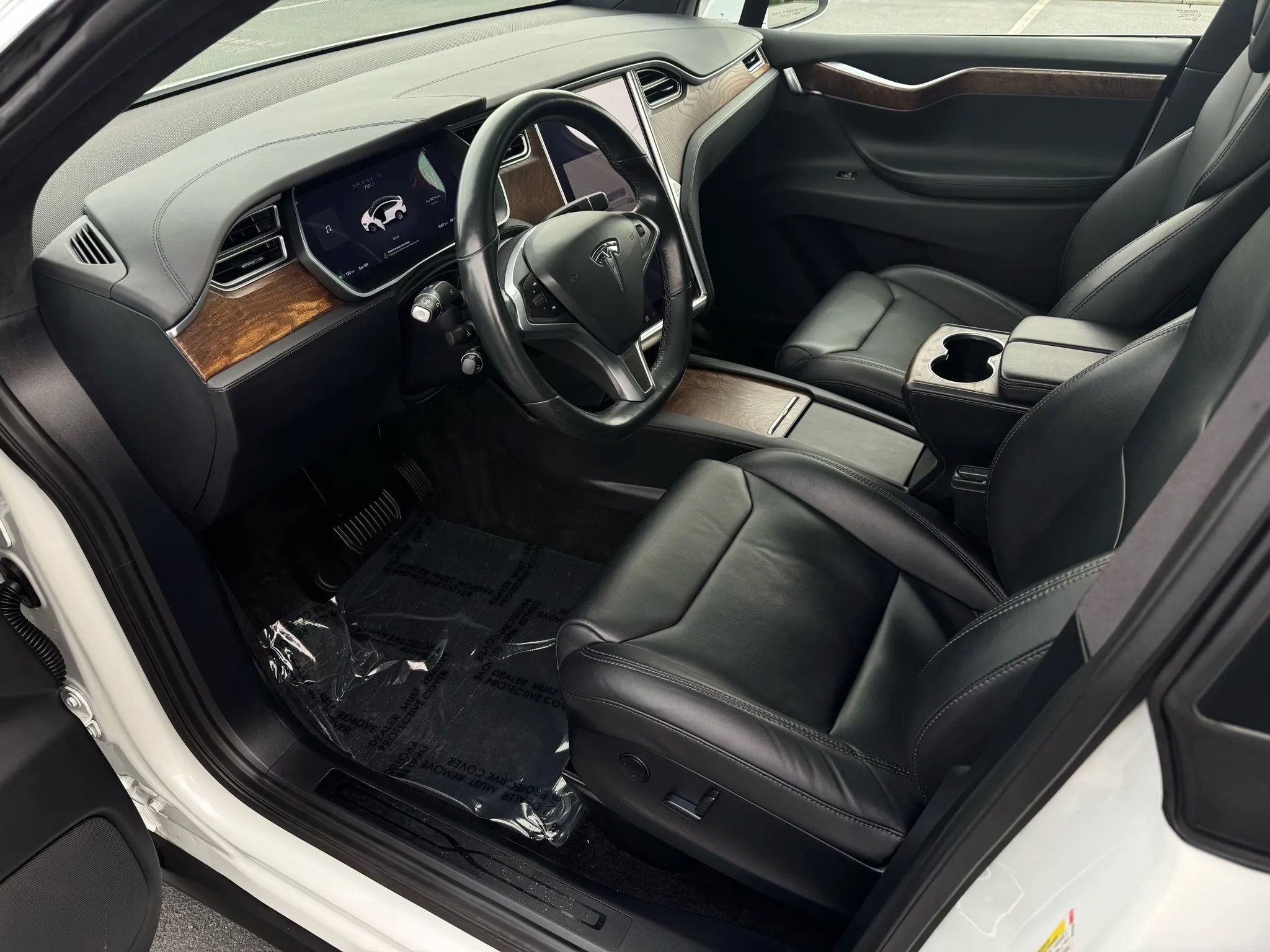 Used 2017 Tesla Model X 75D image 24