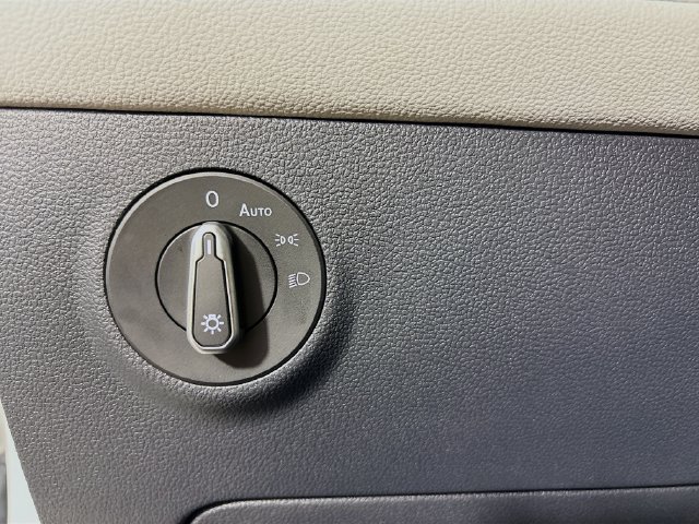 New 2026 Volkswagen Taos SEL AWD/4WD image 10