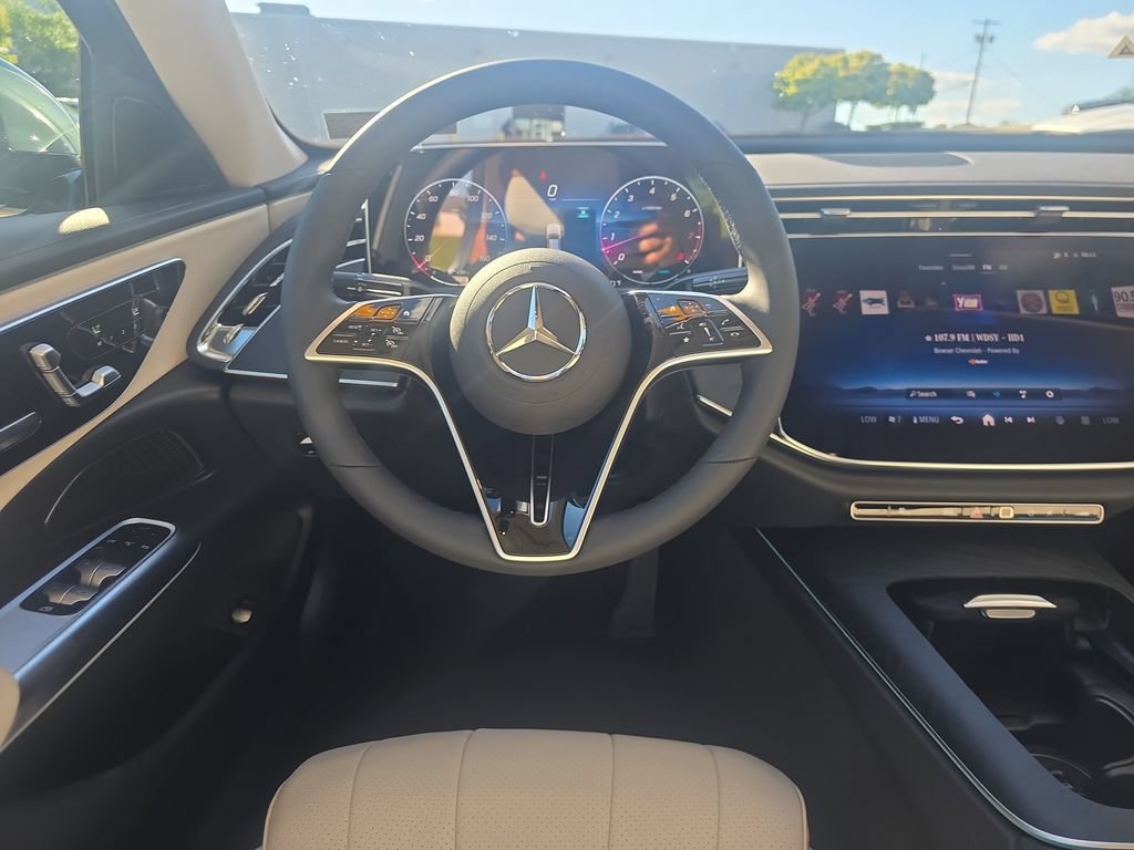 New 2026 Mercedes-Benz E 350 4MATIC Sedan image 13