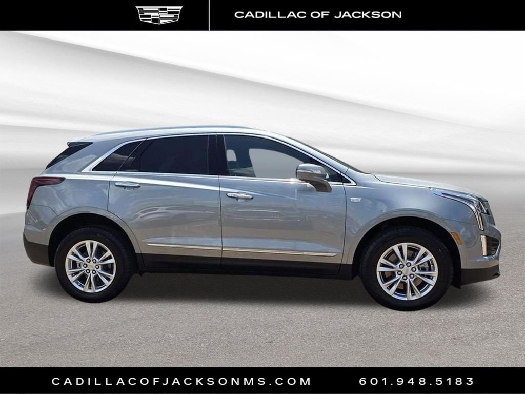 New 2026 Cadillac XT5 Luxury w/ LPO, Floor Liner Package AWD/4WD image 6