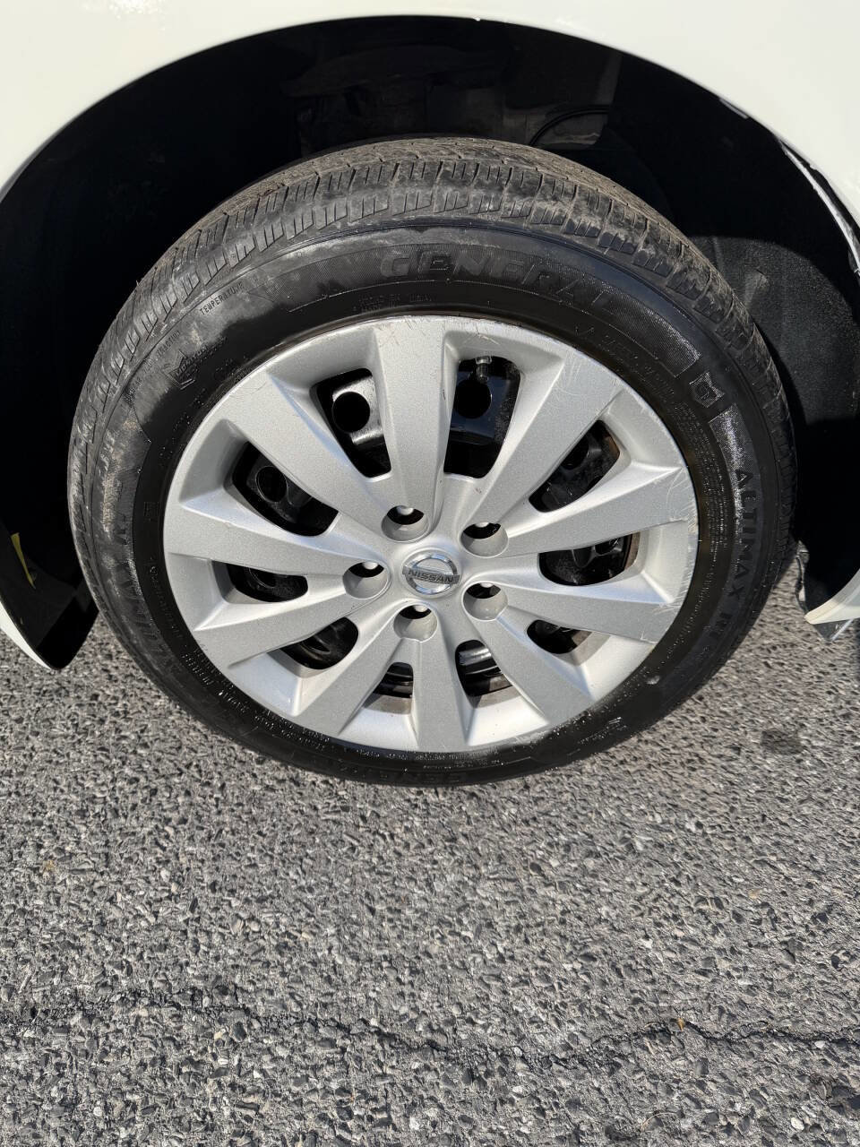 Used 2015 Nissan Leaf S w/ Charge Package image 14