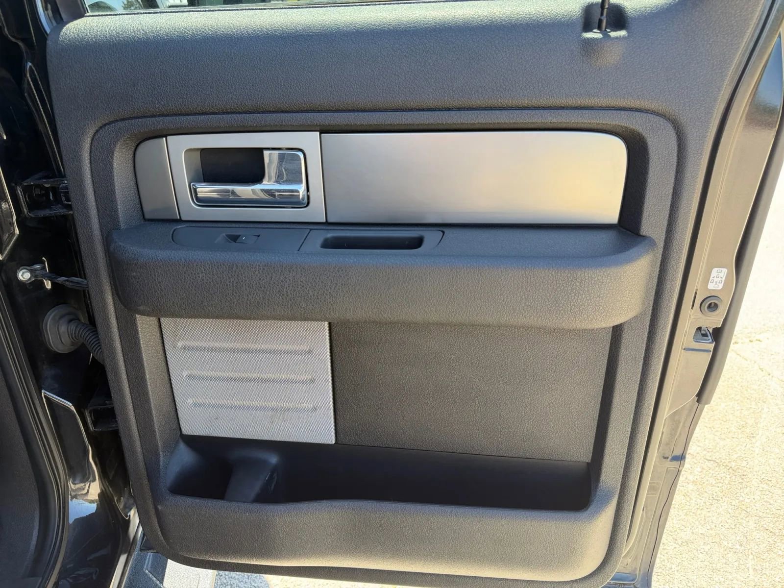 Used 2012 Ford F150 Raptor w/ Raptor Luxury Pkg AWD/4WD image 30