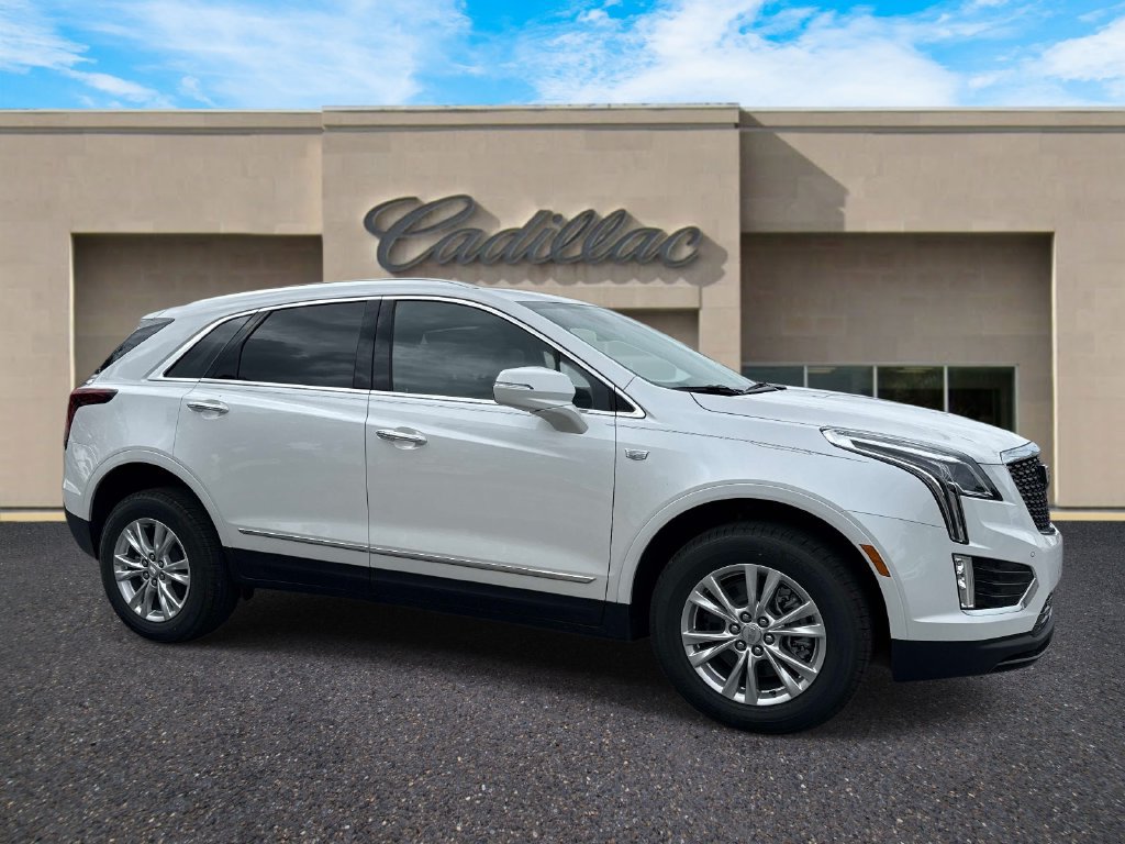 New 2026 Cadillac XT5 Luxury