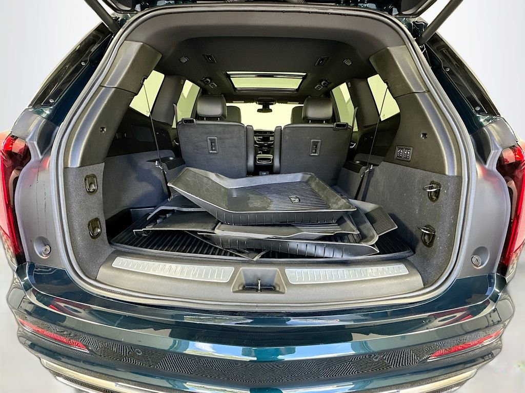 Used 2025 Cadillac XT6 Premium Luxury w/ LPO, Floor Liner Package image 28