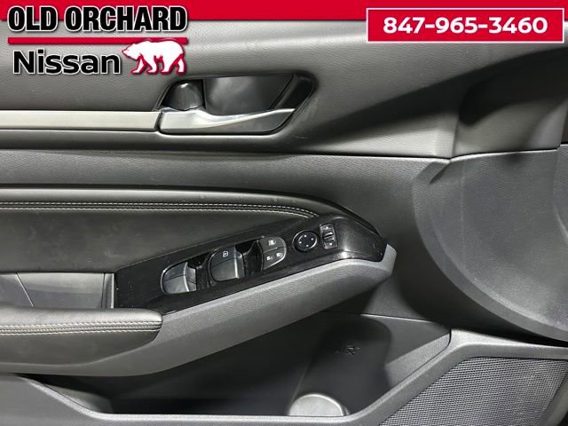 Used 2023 Nissan Altima 2.5 SL image 9