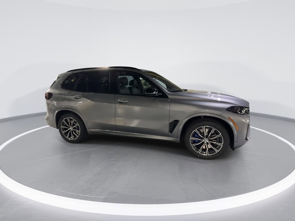 New 2026 BMW X5 M60i image 9