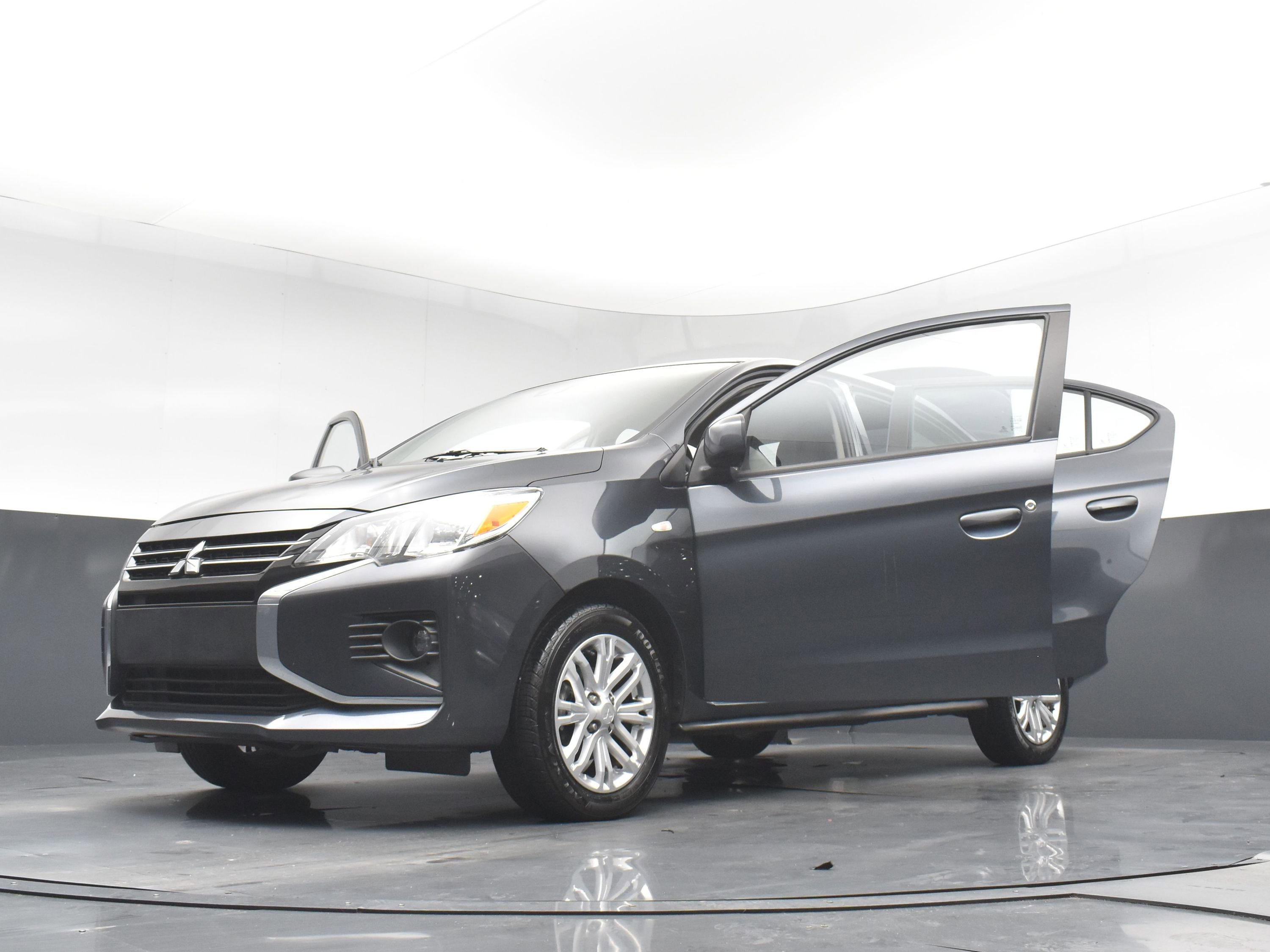 Used 2024 Mitsubishi Mirage G4 ES image 30