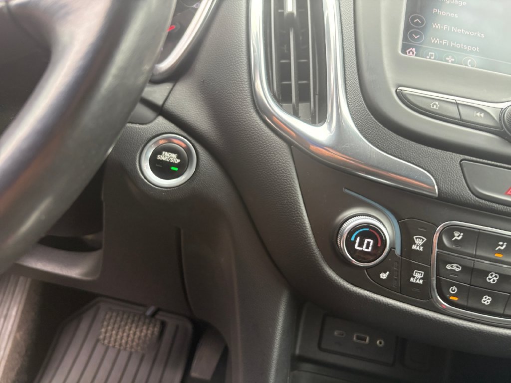Used 2021 Chevrolet Equinox LT AWD/4WD image 29
