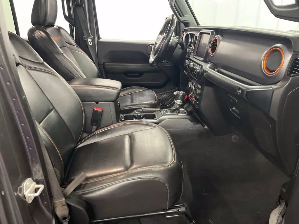Used 2023 Jeep Gladiator Mojave w/ LED Lighting Group AWD/4WD image 20