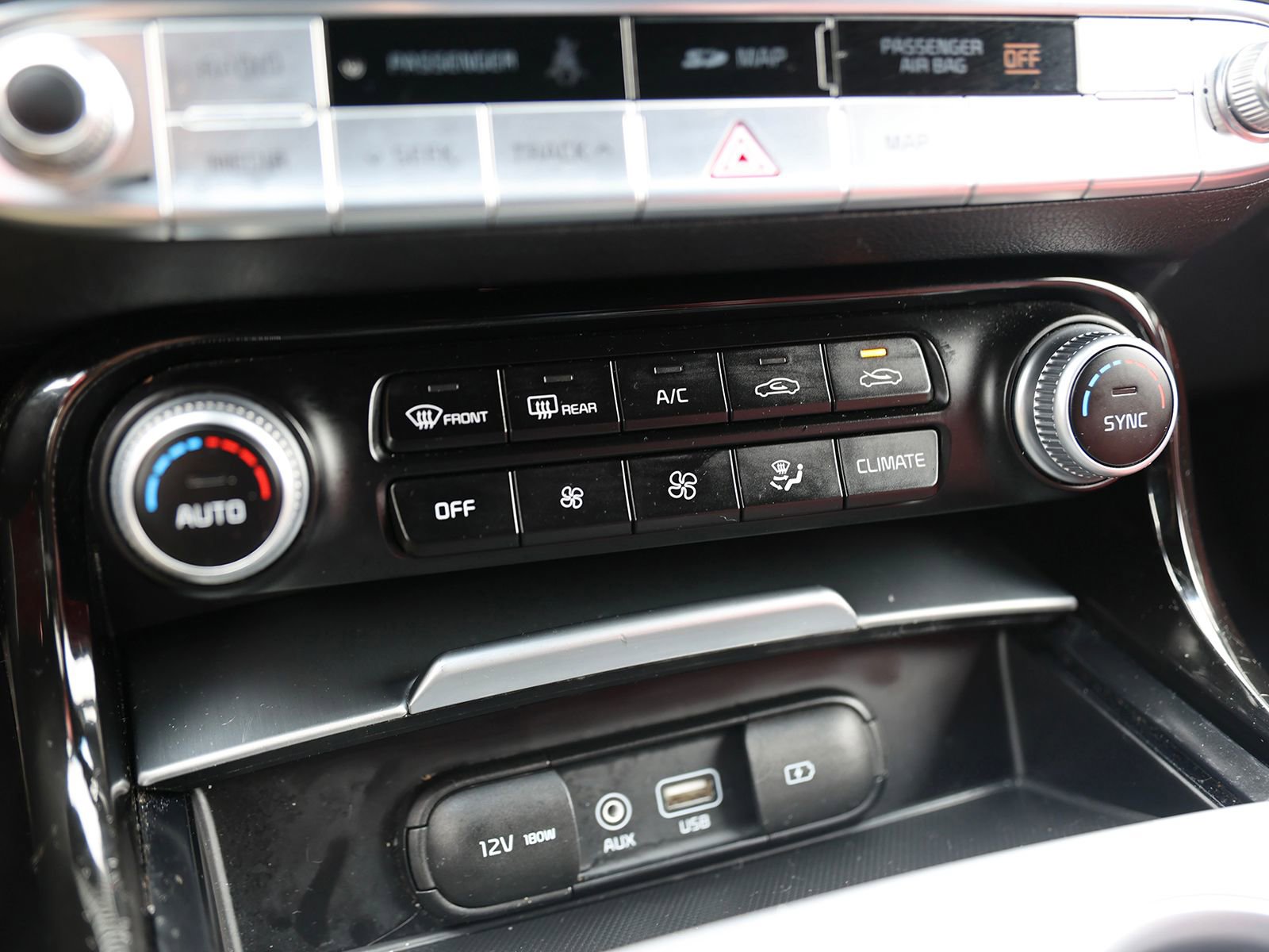 Used 2018 Kia Stinger GT2 w/ Paint Protection Package image 26