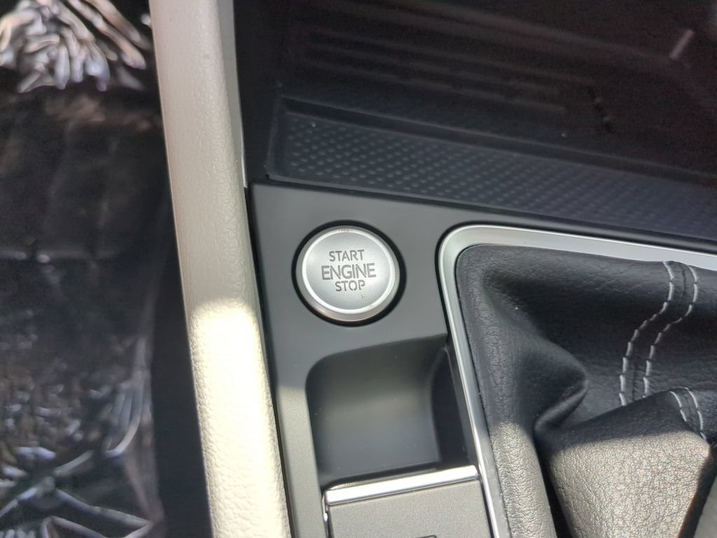 New 2026 Volkswagen Jetta SE FWD image 29