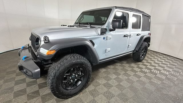 Used 2024 Jeep Wrangler Unlimited AWD/4WD image 7