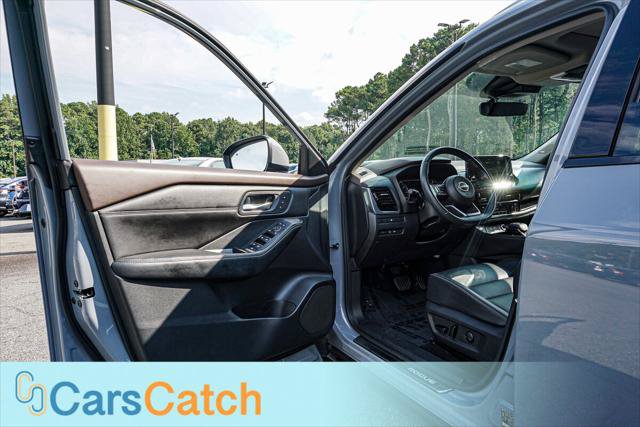 Used 2023 Nissan Rogue SL w/ SL Premium Package FWD image 18
