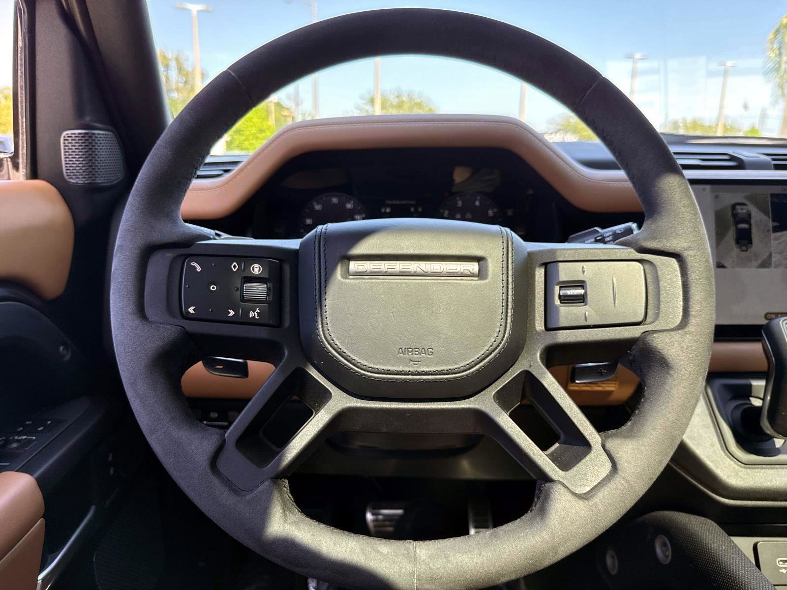 Used 2024 Land Rover Defender 110 Carpathian Edition image 29