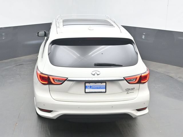 Used 2017 INFINITI QX60 FWD w/ Deluxe Technology Package image 40
