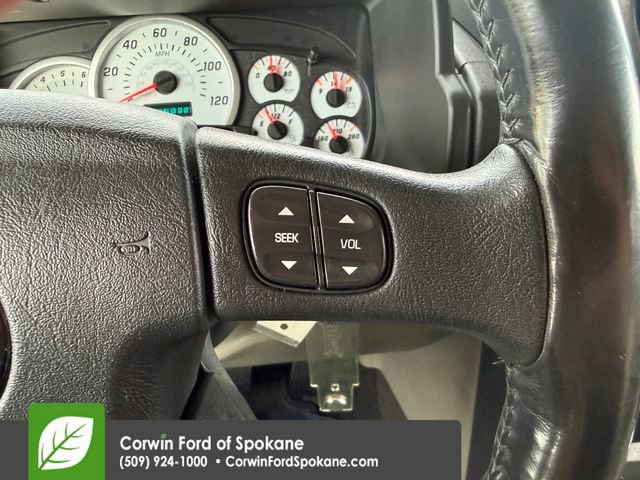 Used 2004 HUMMER H2 w/ Preferred Equipment Group image 27