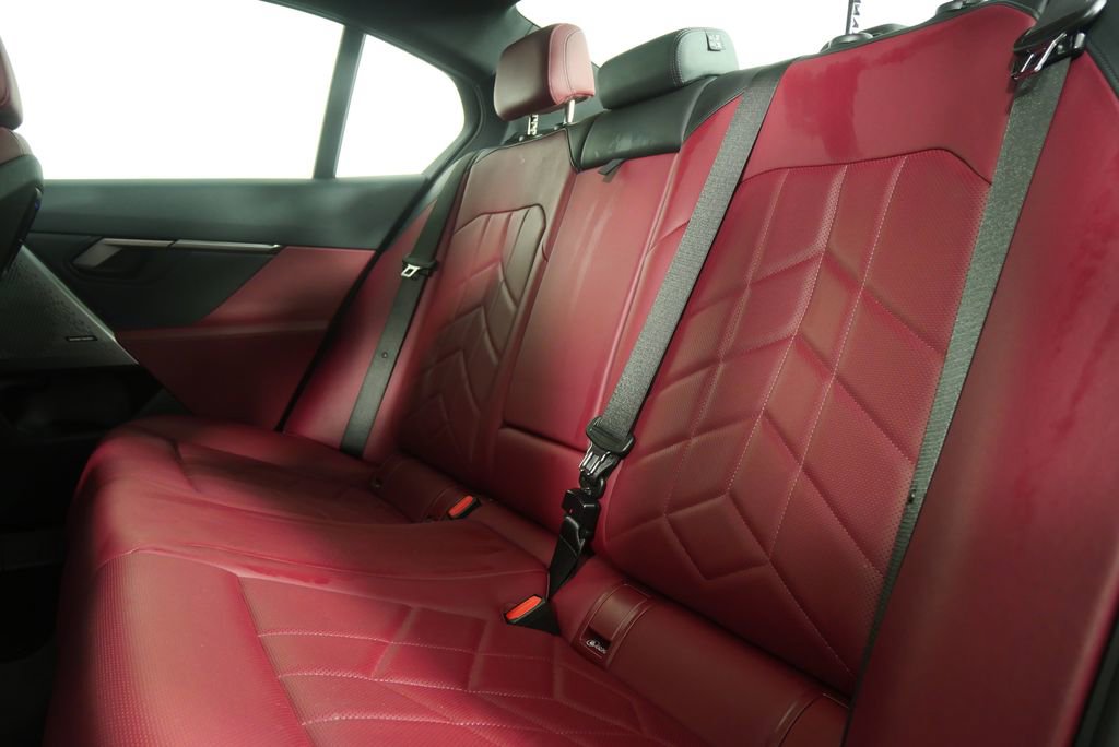 Certified 2025 BMW 530i image 16