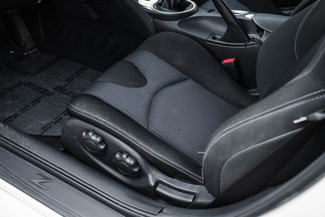 Used 2011 Nissan 370Z Touring w/ Sport Pkg image 43