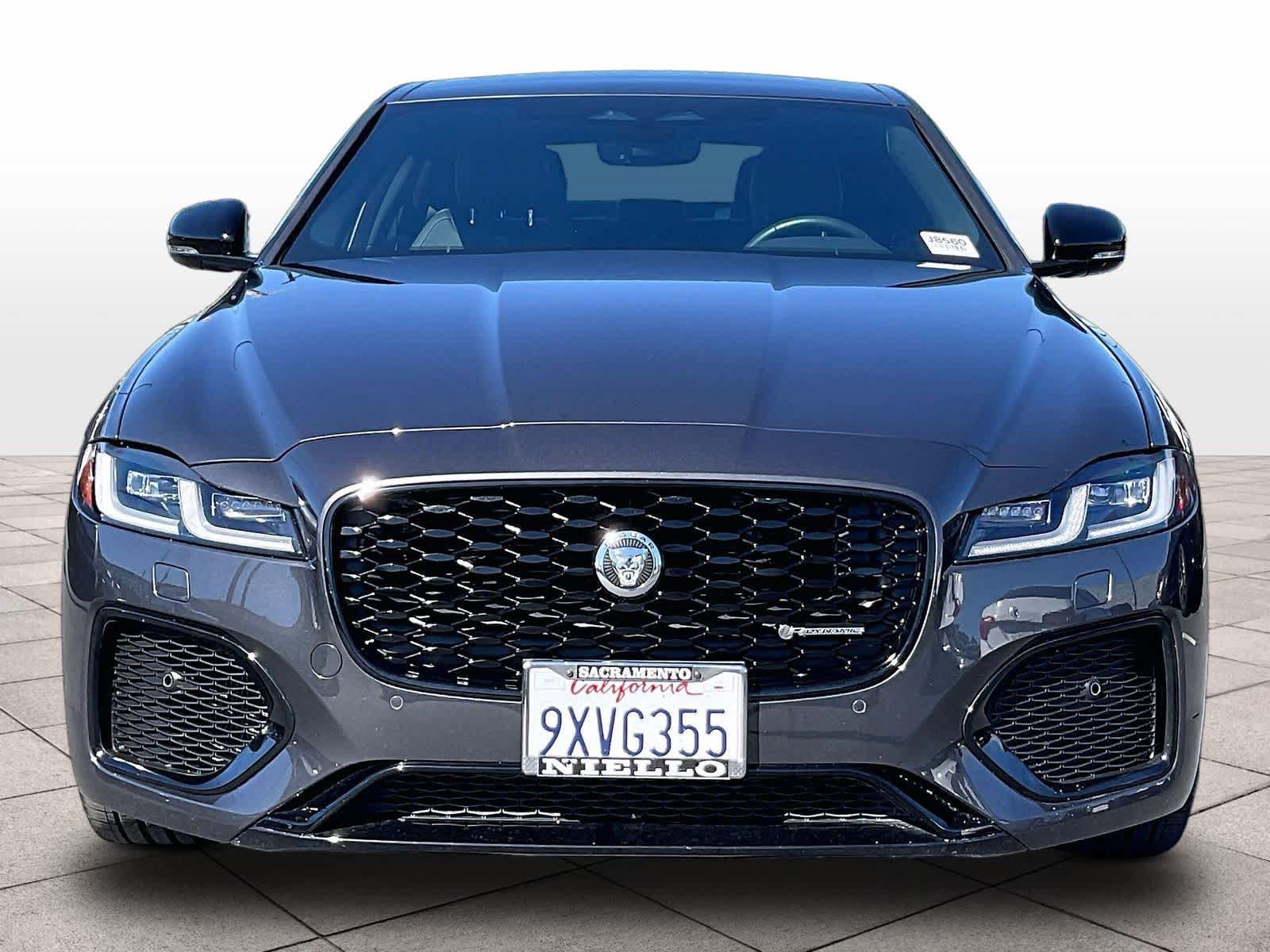 Used 2024 Jaguar XF R-Dynamic SE AWD/4WD image 3