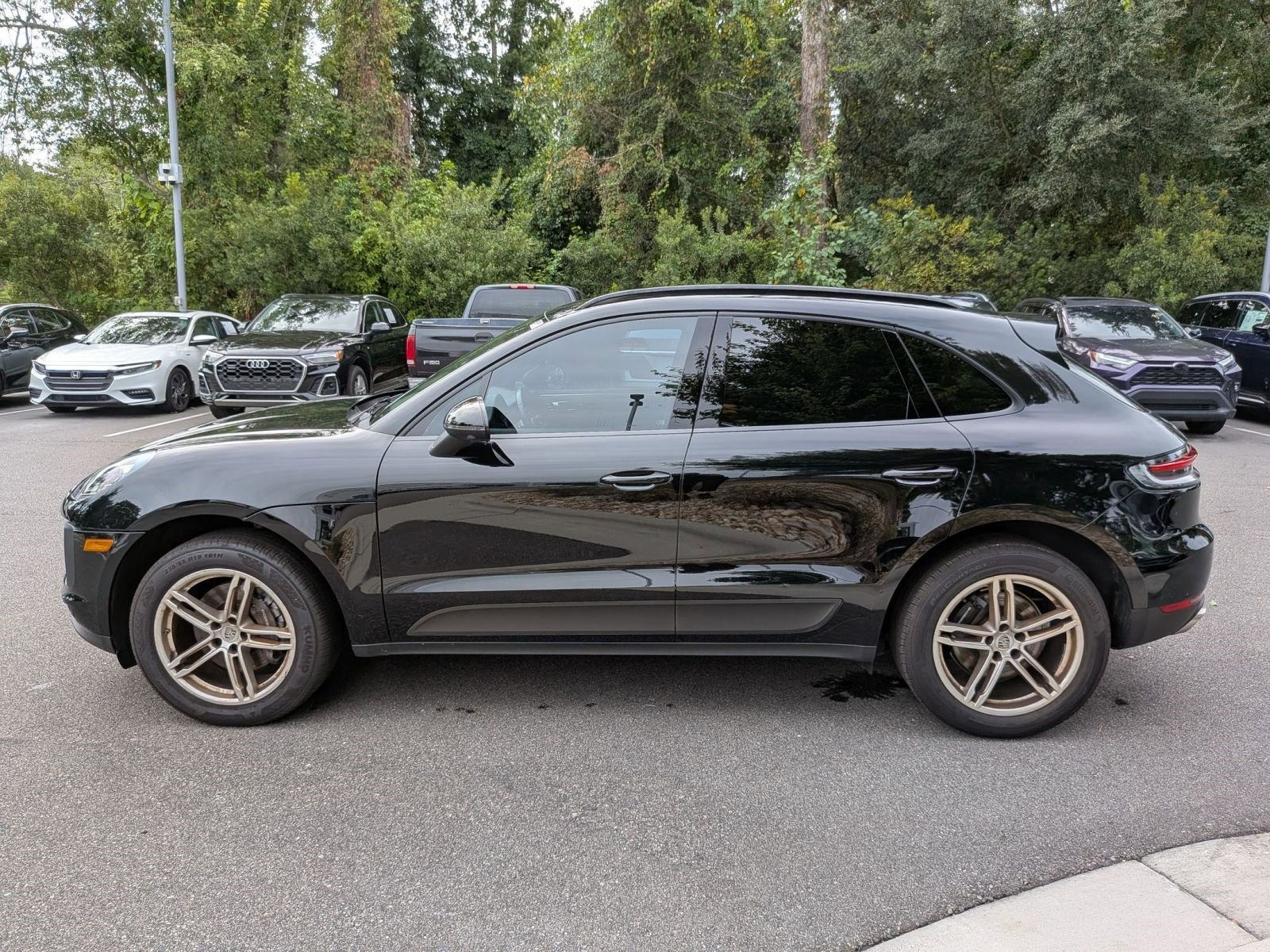 Used 2021 Porsche Macan image 6