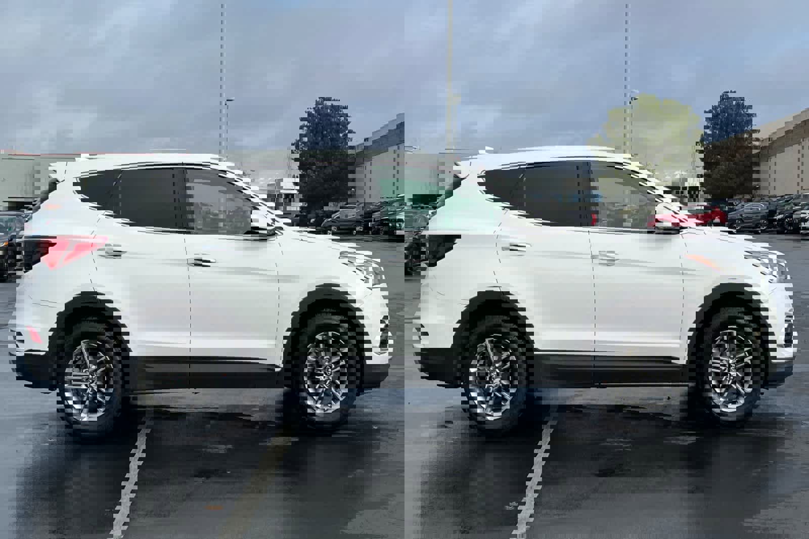 Used 2017 Hyundai Santa Fe Sport image 6