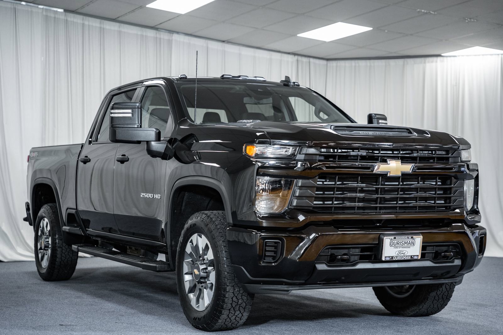 Used 2024 Chevrolet Silverado 2500 Custom
