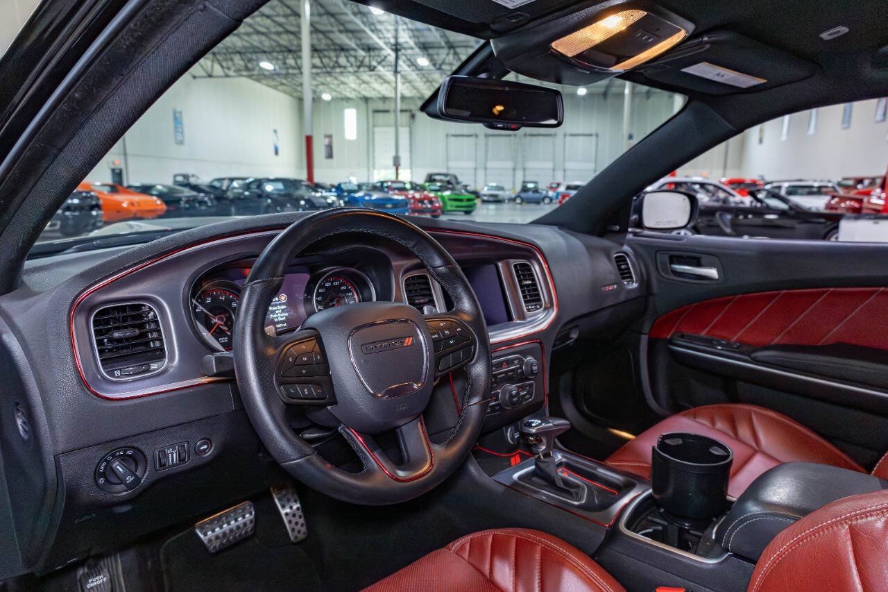 Used 2020 Dodge Charger Scat Pack RWD image 10